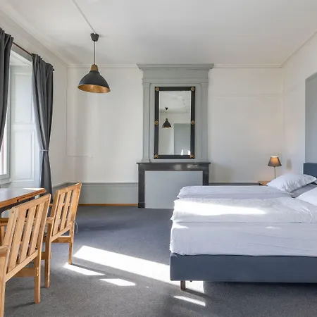 & Хостел Веве